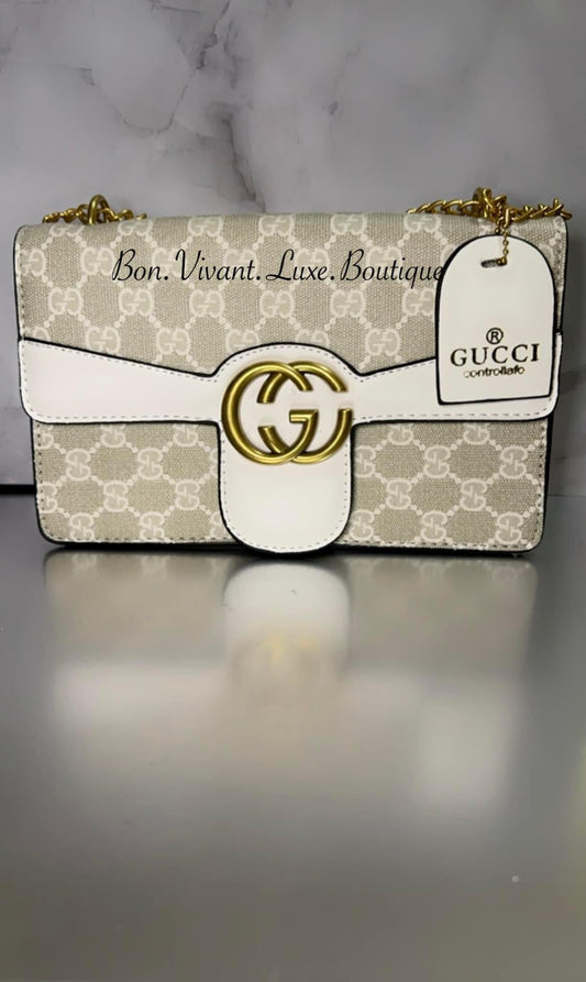 Gucci Purse - White Signature Print